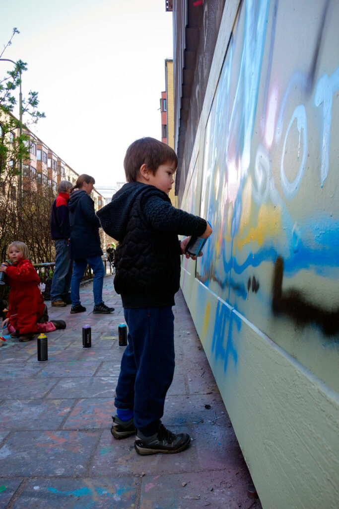 graffiti workshop barn